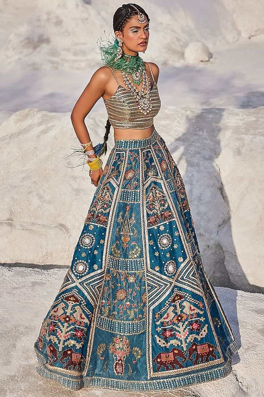 The Ultimate Guide to Lehenga Choli Trends This Year