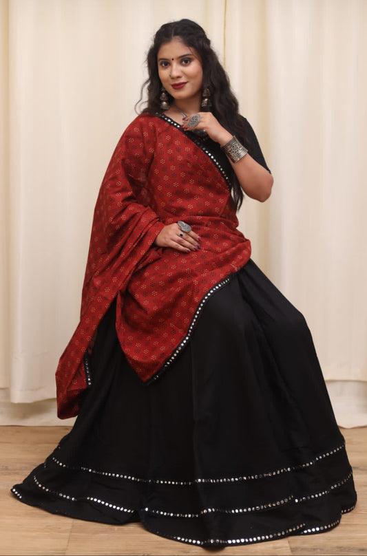 Black & Red Classic Gujarati Style Chaniya Choli