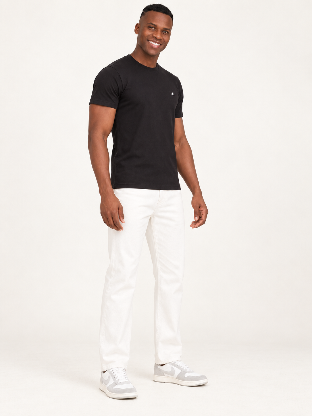 Go Relax P051 Onyx Black T-Shirt – angled view