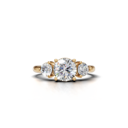 Stunning ring with a three stone design