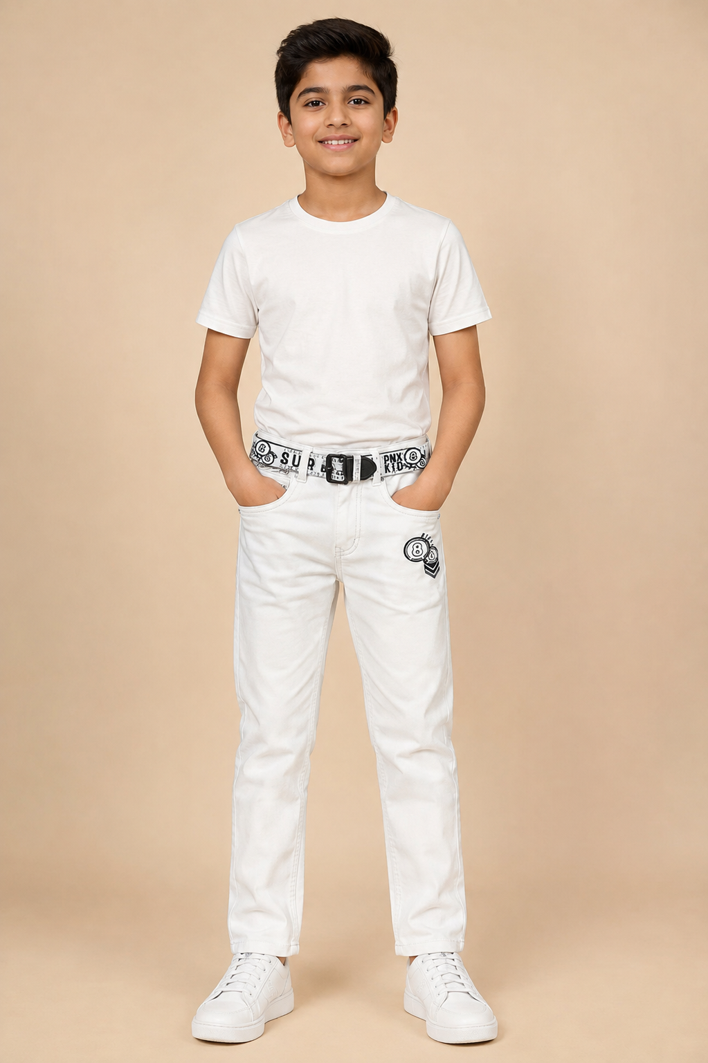 Boys white printed denim jeans with belt – front view